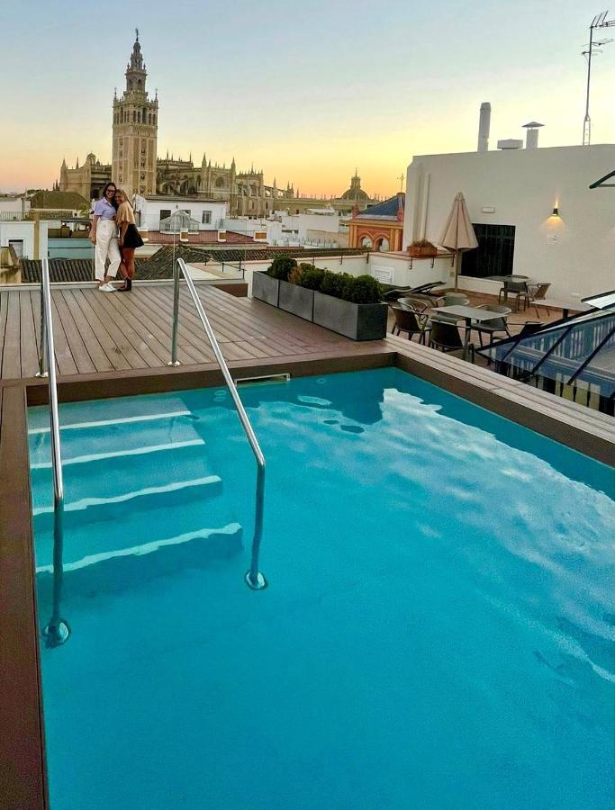Joya Del Casco Boutique Hotel By Shiadu Seville Exterior photo