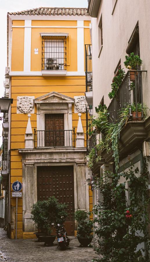Joya Del Casco Boutique Hotel By Shiadu Seville Exterior photo