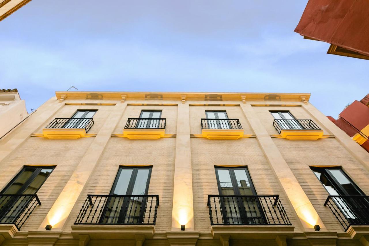 Joya Del Casco Boutique Hotel By Shiadu Seville Exterior photo